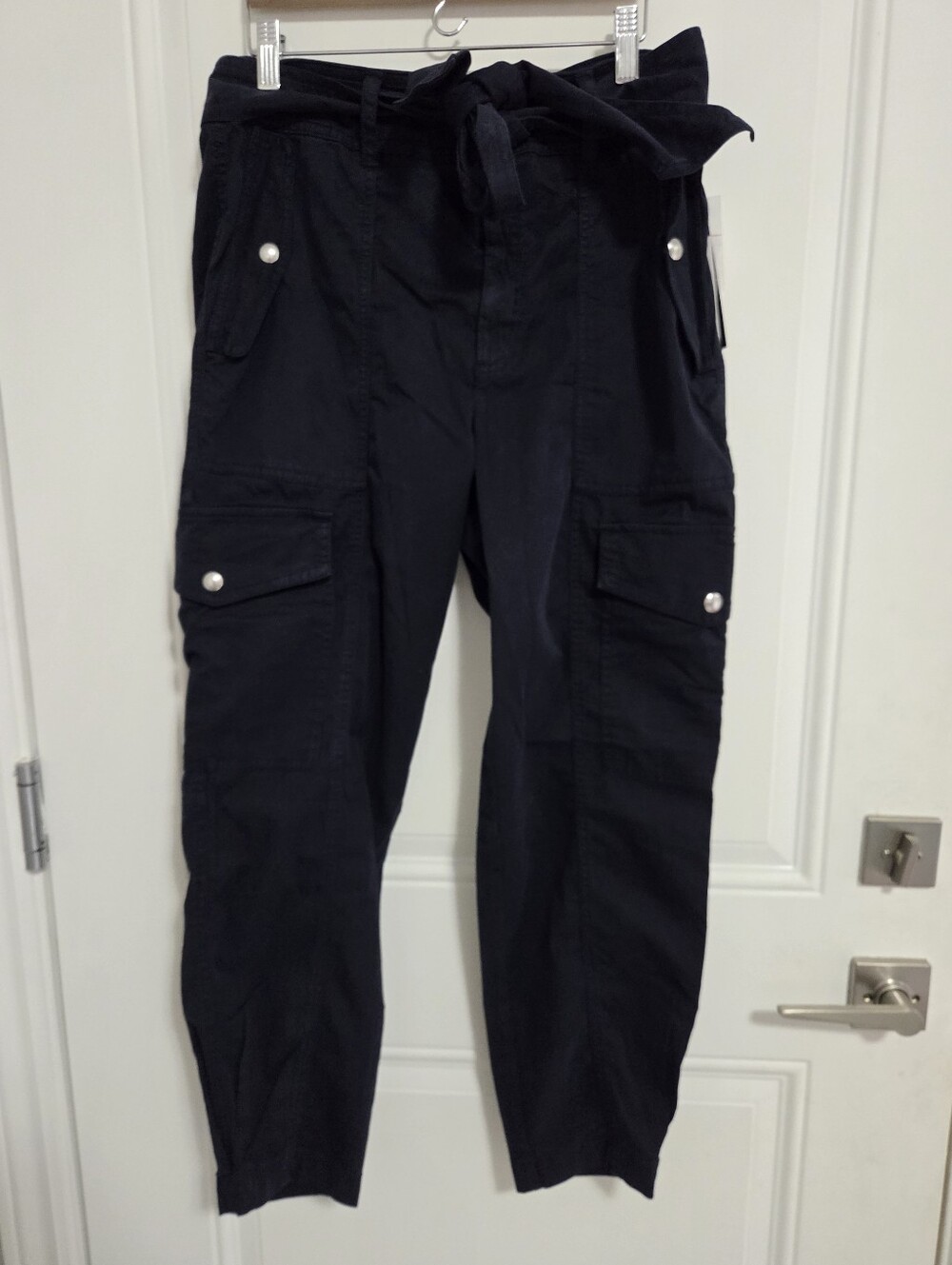 NWT - Lauren Ralph Lauren Women's Tie Front Cargo Pants - Size 6